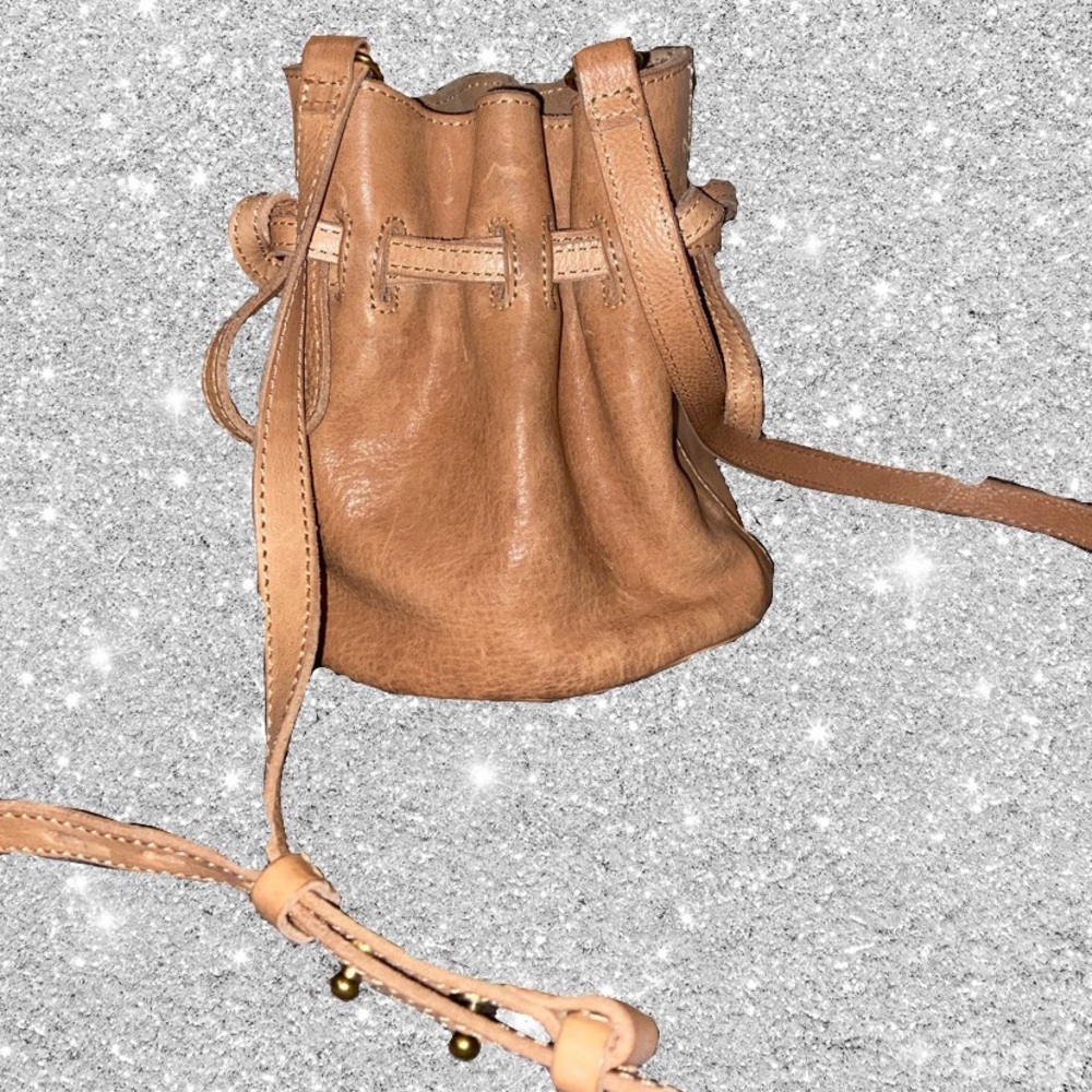 Madewell Italian Leather Crossbody Bucket Bag